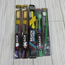 Vintage Reach Soft/Medium Full Size Head Toothbrush 80's / 90's in Box Lot of 5
