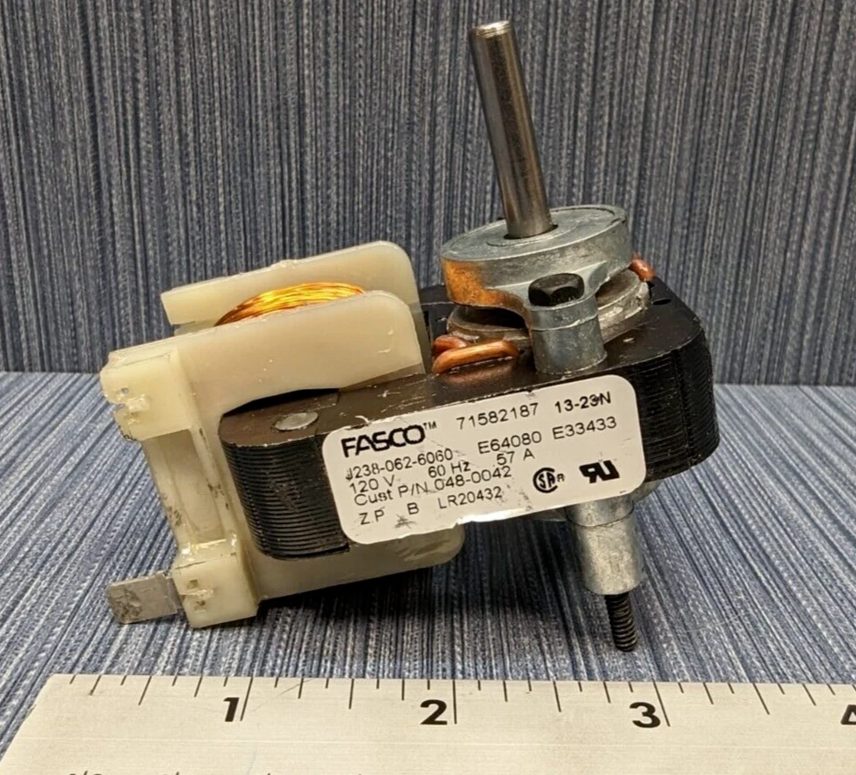28 x Fasco J230-062-6060 E64080 33433 120V Ventilador de escape Motor 3300rpm 71582187 Foto 2 de 4