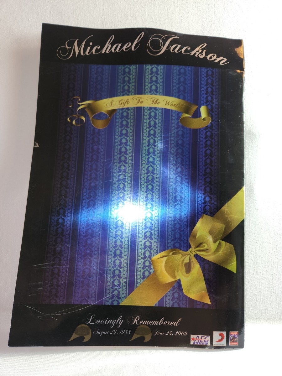 MICHAEL JACKSON MEMORIAL SERVICE PROGRAM -TICKETS And Wristbands