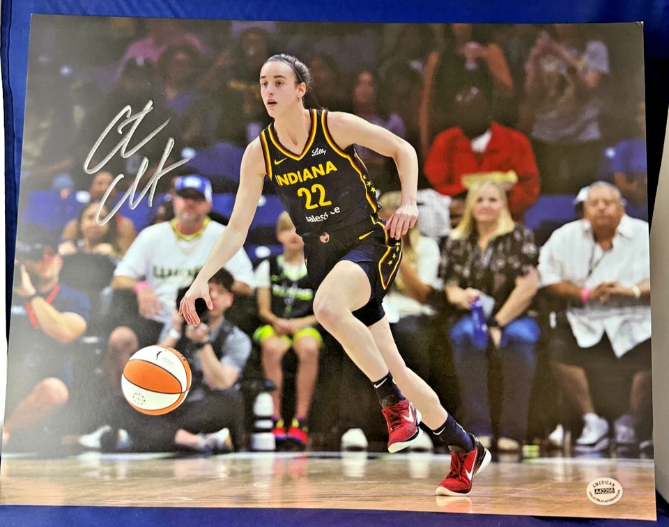 CAITLIN CLARK SIGNED Photo 11X14 WNBA INDIANA FEVER w/COA (ACA) + FREE SHIP - Image 4 of 4