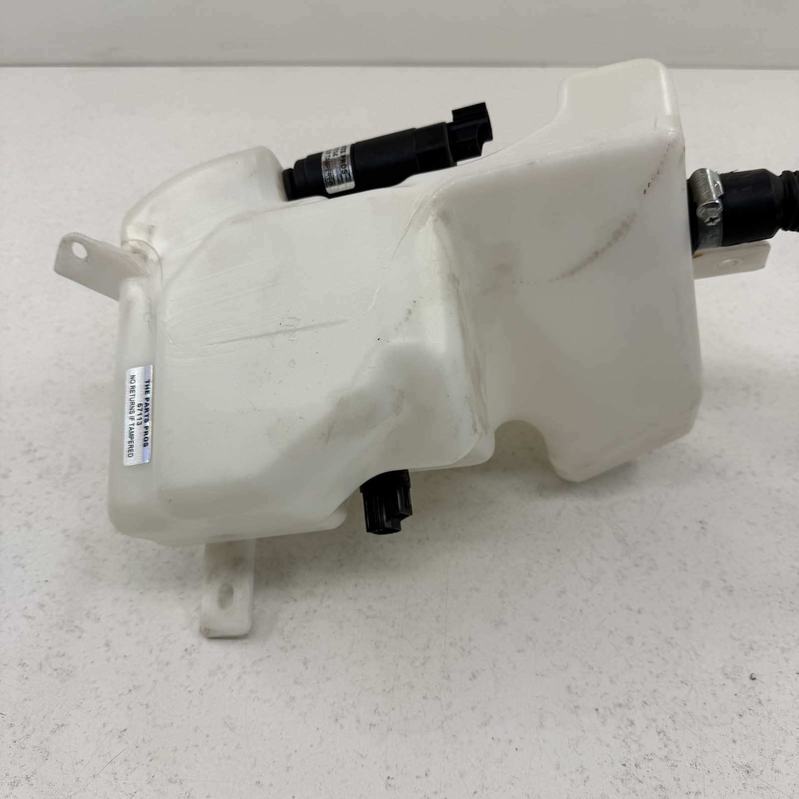 Aston Martin V8 2006-2017 Washer reservoir