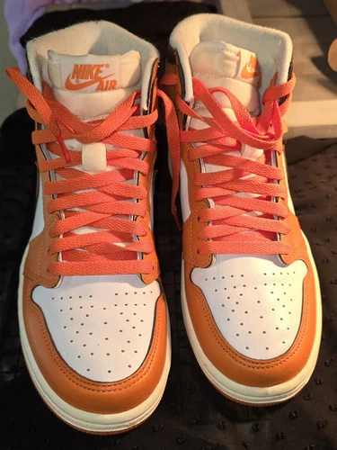 Size 7.5 - Jordan 1 Retro High OG Starfish W