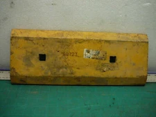 JOHN DEERE BOLT ON CUTTING EDGE AT314212