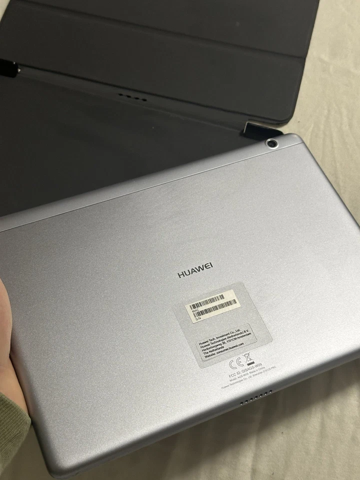 Huawei MediaPad T3 10 LTE - 16GB - Neuwertiger Zustand - Bild 3 von 4