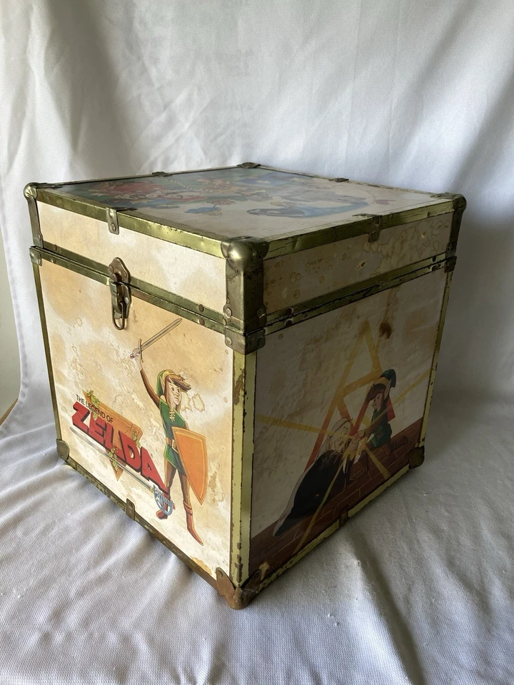 Nintendo Super Mario 3 & Zelda Wood Box Toy Chest Storage - RARE 1980s Vintage - Image 2 of 4