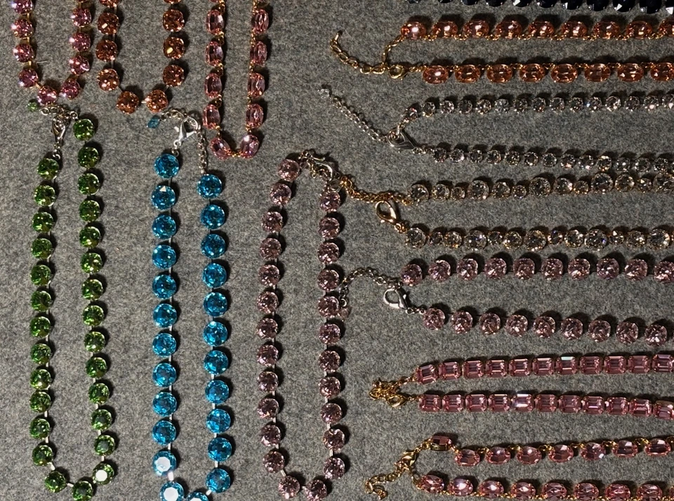 Collares estilo Anna Wintour de cristal austriaco Foto 4 de 4