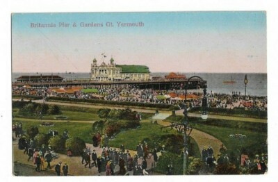 Gt Yarmouth, Brittania Pier And Gardens.