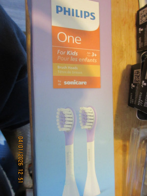 Philips One for Kids Sonicare Brush Heads - 2-Pack for Ages 3+