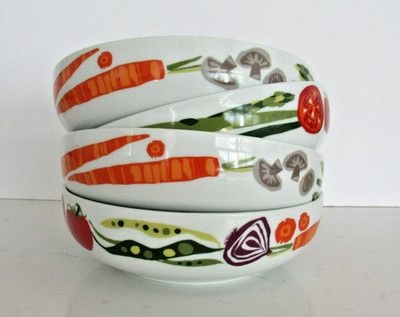 NEW Crate & Barrel Jane Dixon Vegetable Motif Salad Bowl (lot of 4) 2016