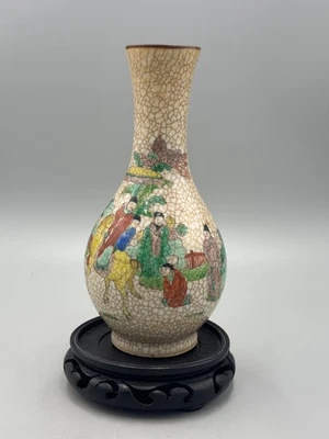Antique Chinese Late Qing Ge Ware Crackle Glaze Wucai Vase – Figural Scene - Image 1 of 4