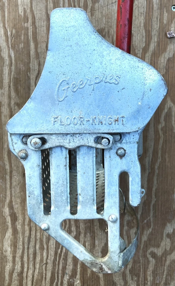Vintage GEERPRES-816 FLOOR-KNIGHT Mop Wringer/Press Galvanized Bucket Pat. 1940 - Image 3 of 4