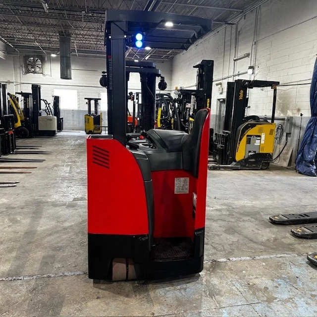 2021 Raymond 415-C30TT 3000lb Used Forklift Triple Mast Sideshift 1673 Hours - Image 3 of 4