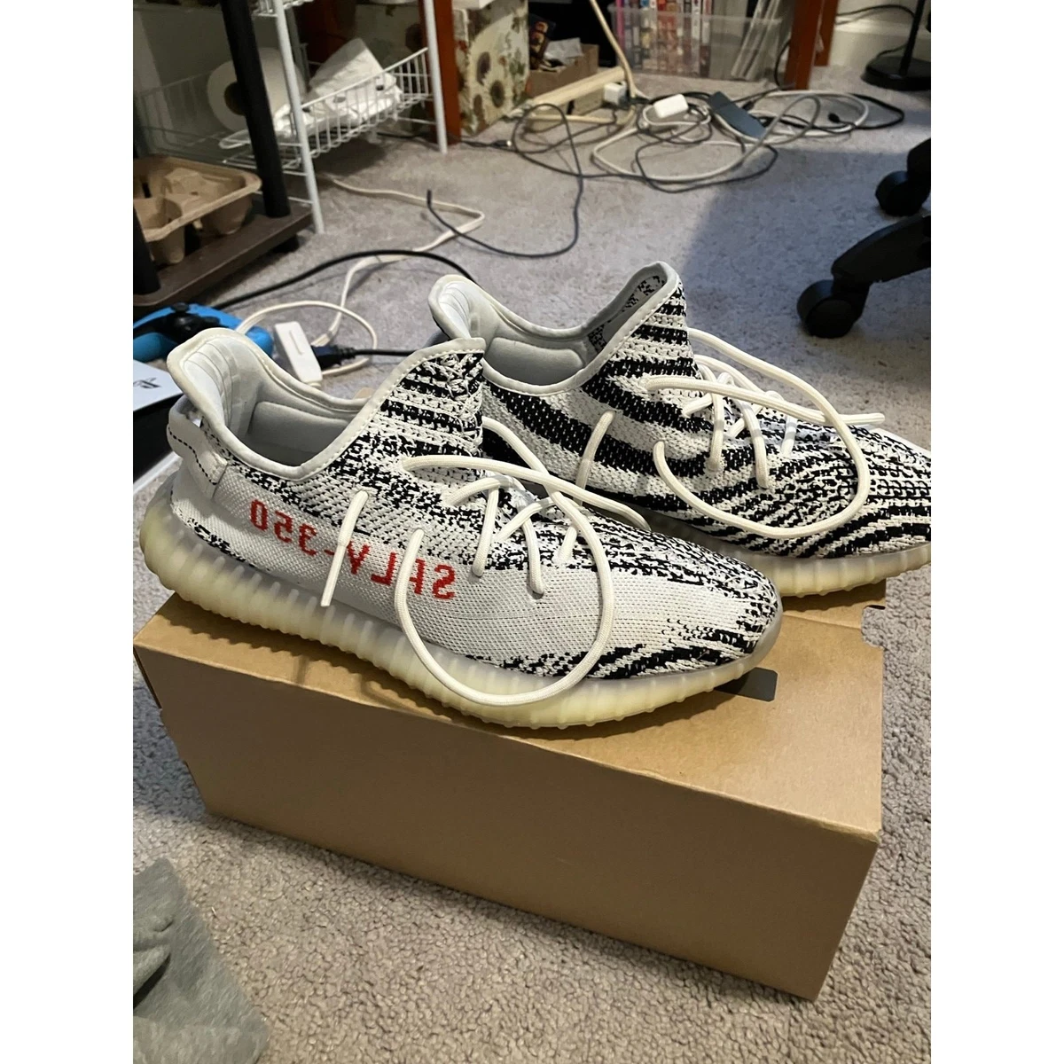 Las mejores ofertas en Yeezy Boost 350 V2 White | eBay