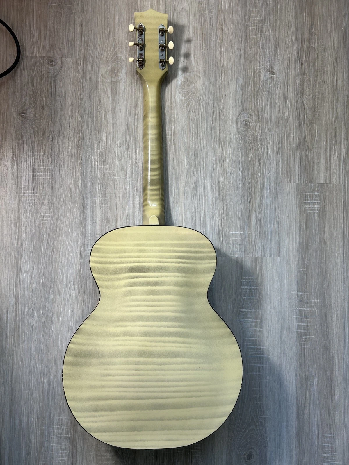 Picture 2 of 11