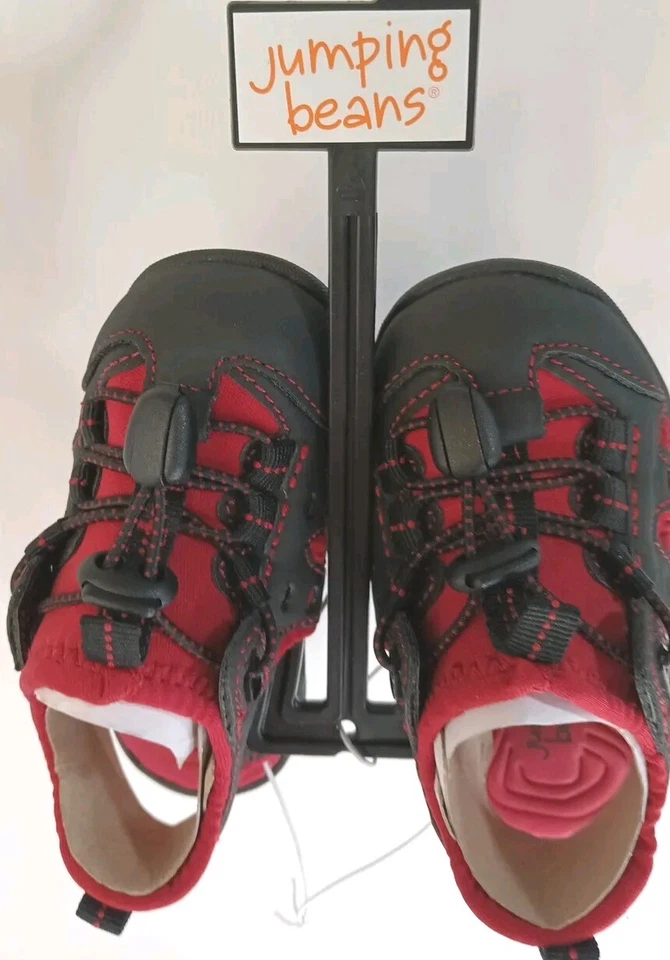 Sandalias de verano resistentes Jumping Beans 5T aptas para el agua con puntera cerrada sin cordones para niños  Foto 3 de 4