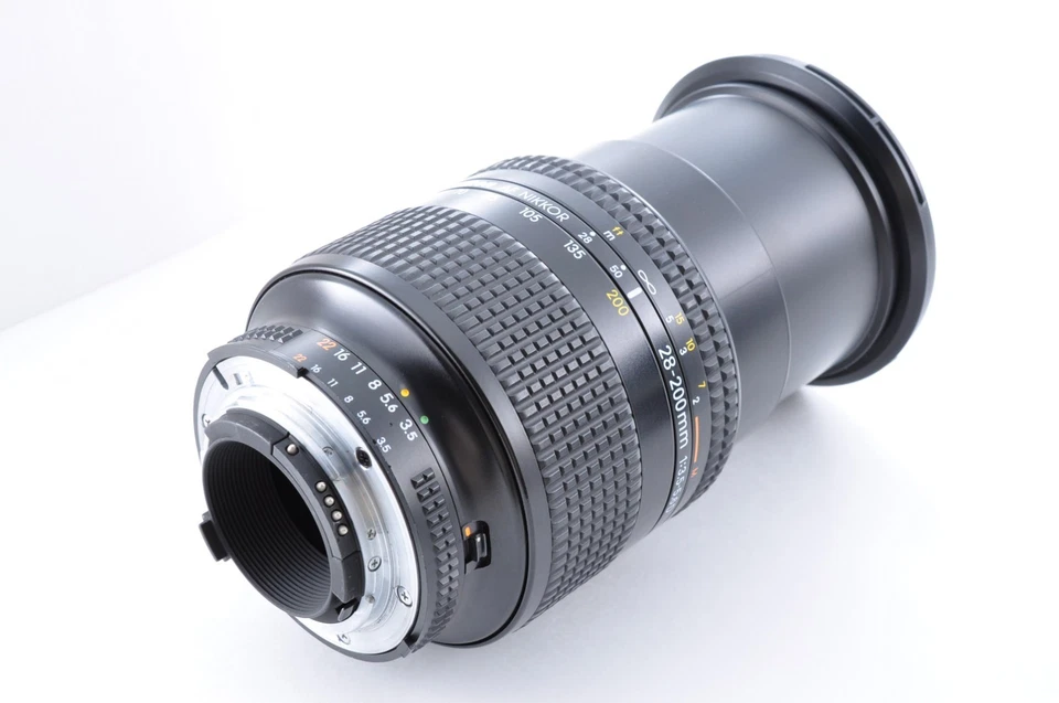 Nikon AF NIKKOR 28-200mm f/3.5-5.6 D [Near MINT] Zoom Lens From JAPAN #0064 - Image 2 of 4