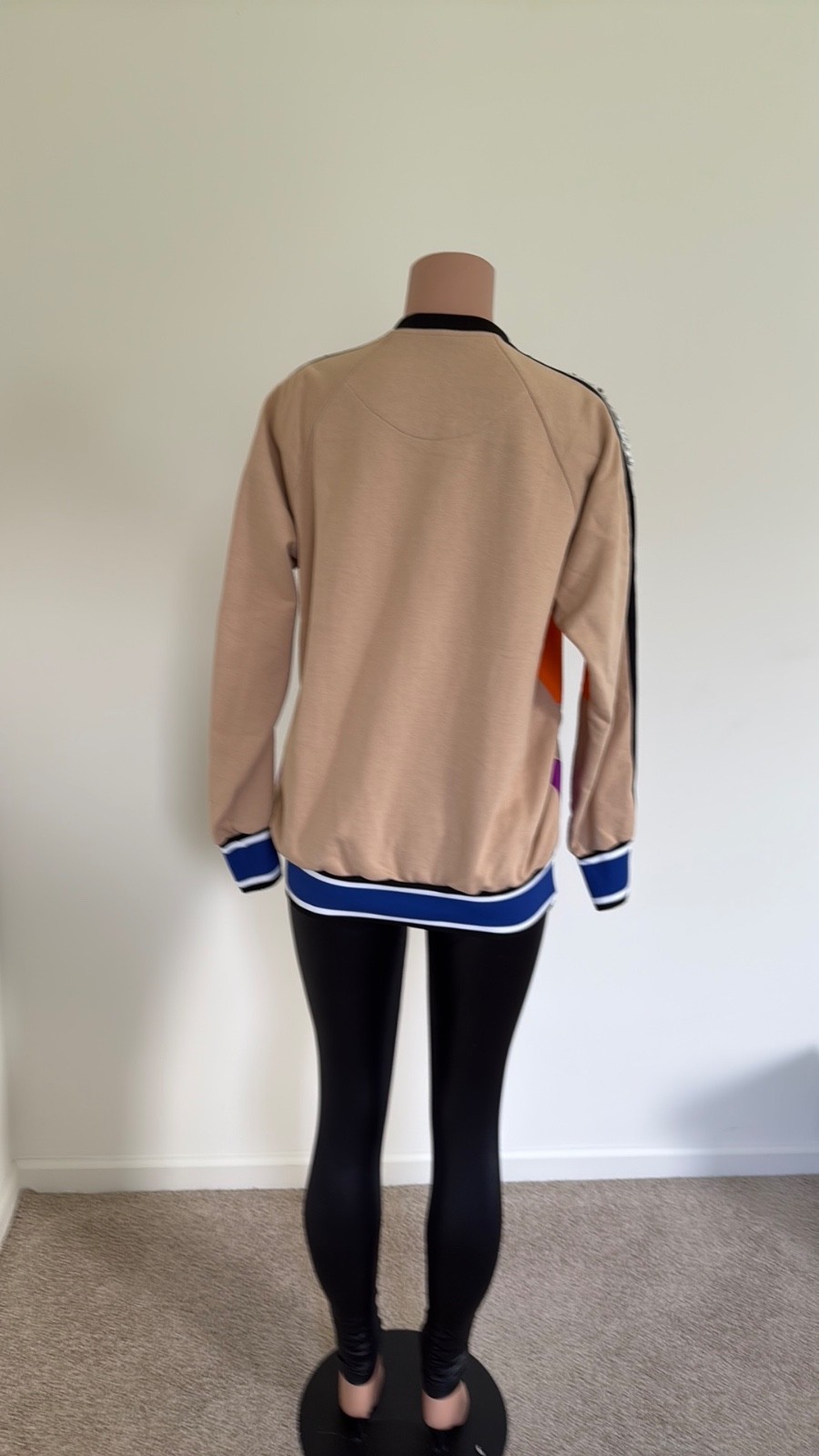 Picture 4 of 10