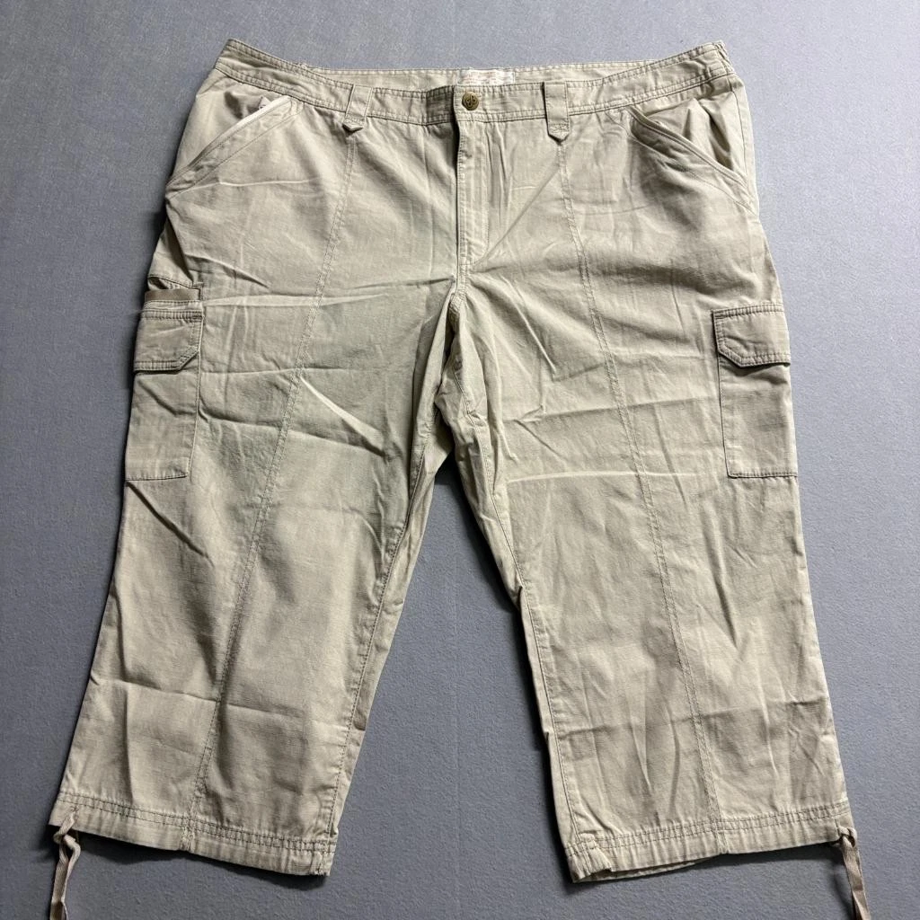 Eddie Bauer Ripstop Cargo Capri Pants Womens 24W Beige Tan Outdoor Crop Hiking