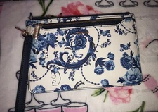 Anne Klein Print   Wristlet