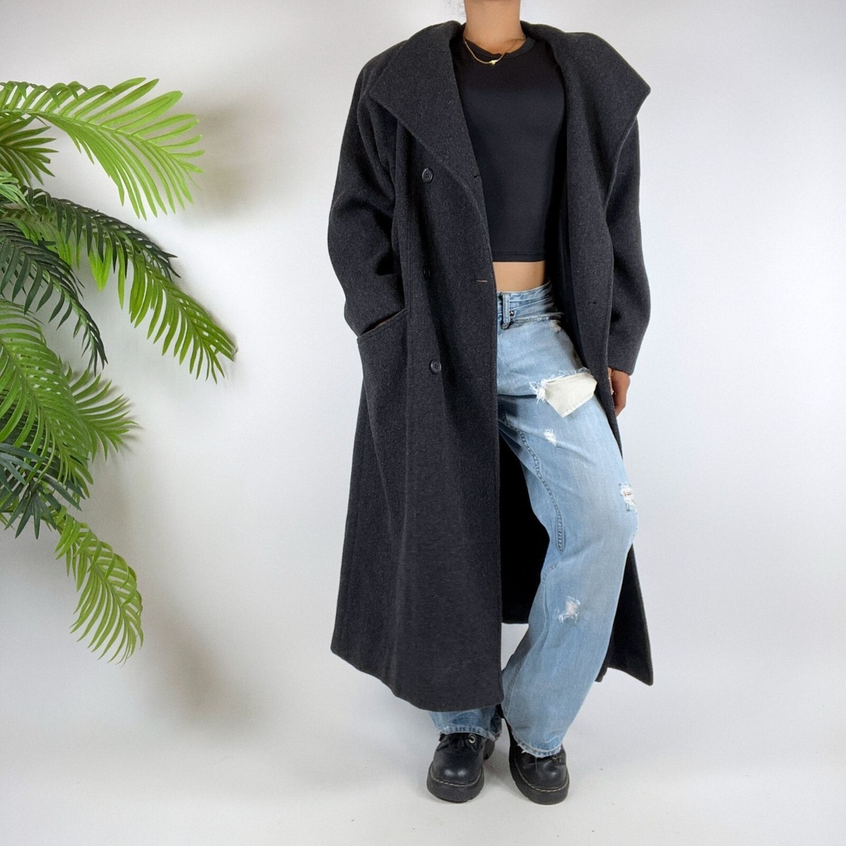 Vintage 90s Grunge Gray Indie Streetwear Winter Full Length Vintage 90s Grunge Gray Indie Streetwear Winter Full Length