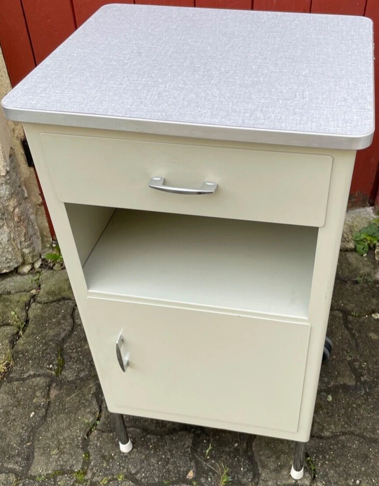 BEDSIDE TABLE METAL WHITE SWISS ARMY HOSPITAL WITH OR WITHOUT LIGHTING - Image 3 of 4