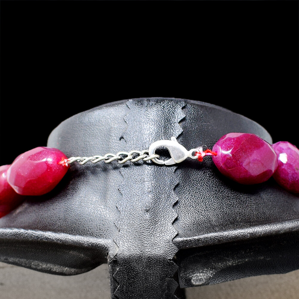 Einhänger - Rote Jade - Gräfin Arnim - Perlen- Und Edelsteinschmuck