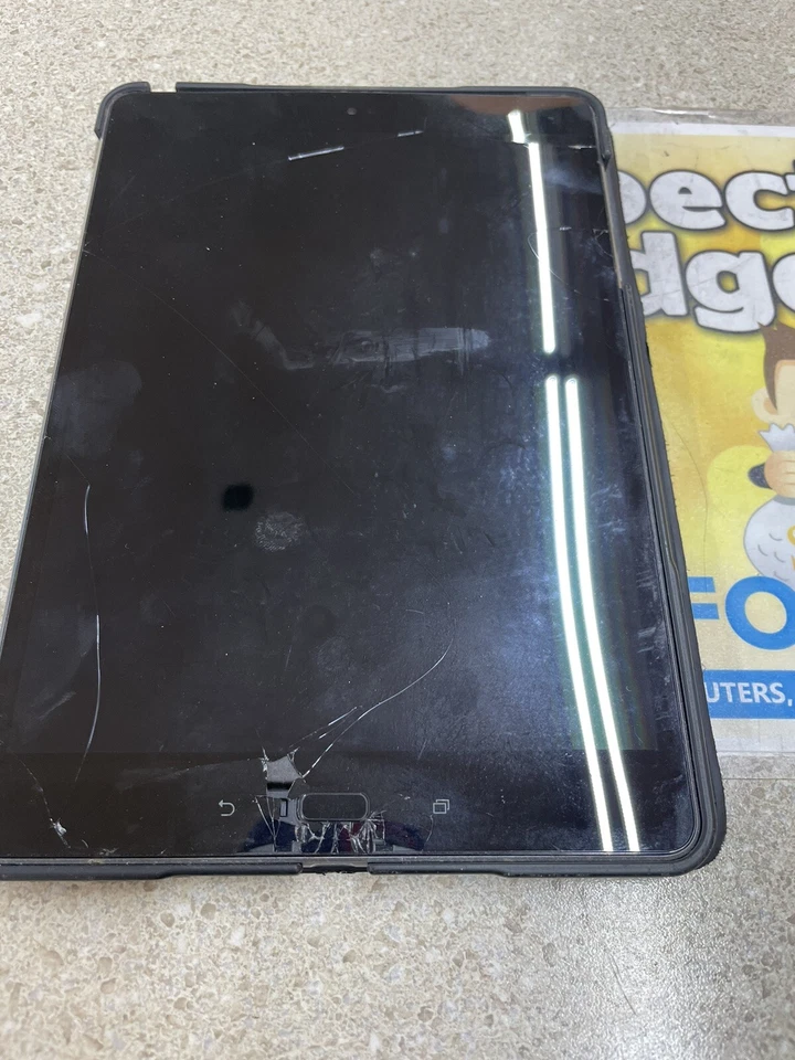 TABLET LOT PARTS ASUS ZENPAD Z10 SAMSUNG TAB S5E CRACKED SCREEN - Image 3 of 4