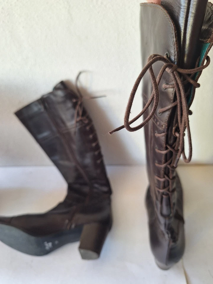 italienische STIEFEL - MADE IN ITALY Größe 39 Farbe braun - Bild 2 von 3