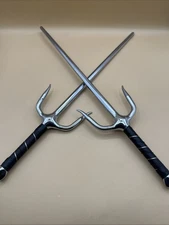 2 PCS 21.5” Japanese Oni Ninja Metal Martial Arts Octagon Sai Set Cosplay