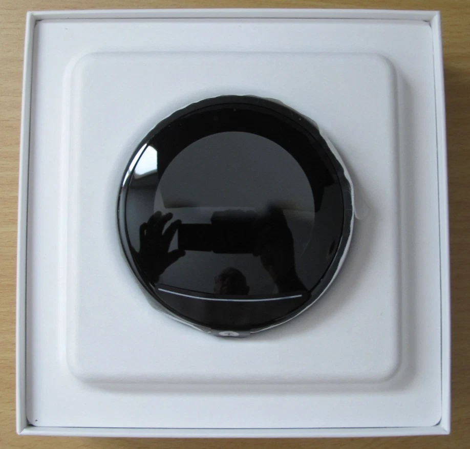 Nest T3018US Google 3rd Gen Programmable Thermostat Mirror Black Unused Open Box - Image 3 of 4