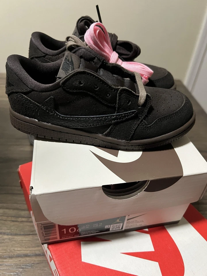 NEW Jordan 1 Travis Scott “Velvet Brown” Size 10C – Original Box & Laces - Image 3 of 4