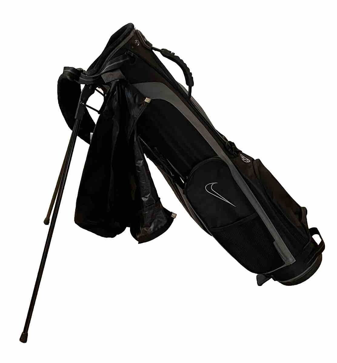 NWT Nike Pro Combo Day Bag Black Stand Carry 3 Way With Rain Cover Golf Bag 34”