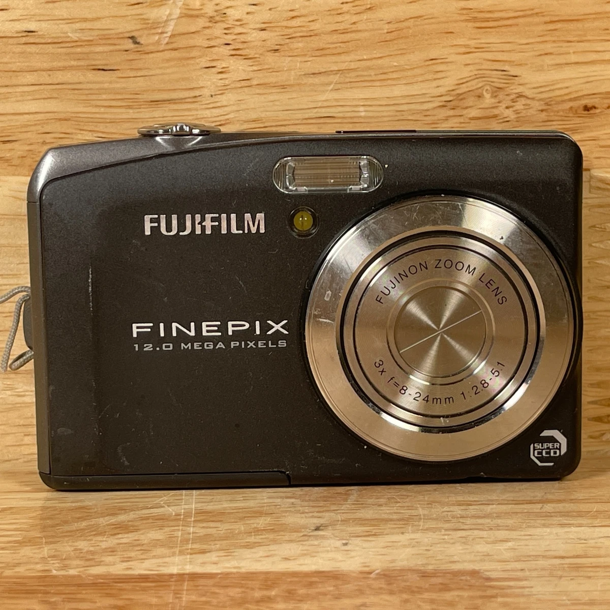 Fujifilm FinePix F60fd Black 3