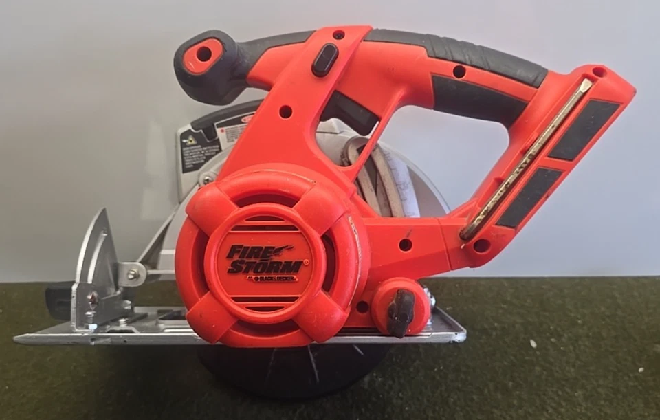 Black & Decker Firestorm FS1806CSL 6-1/2" 18V Cordless Tools -drill & charger + - Image 4 of 4