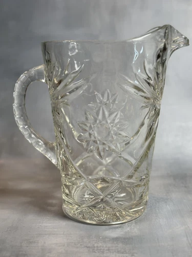 Vintage Anchor Hocking Early American Prescut Star of David Glass Pitcher 8” EUC