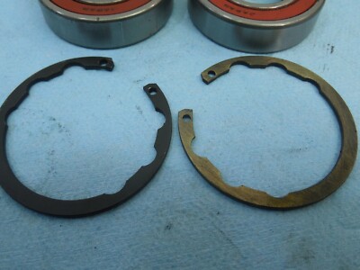 1993 Kawasaki ZX11 ZX1100-D1 front Wheel Bearings & Retainer Clips