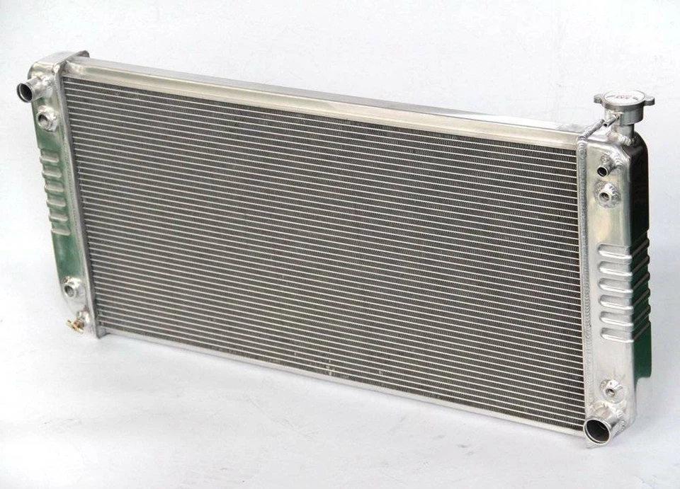 Radiador KKS 3 filas para camioneta Chevy GMC C/K C1500 C2500 C3500 1988-2000 V8 Foto 4 de 4