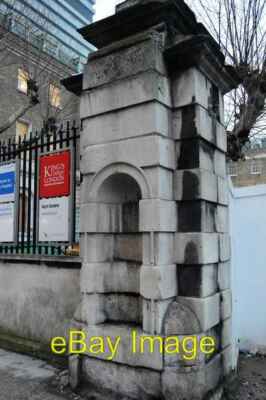 Foto 6x4 Gate Pier, The Old Guy's Hospital London um 2018