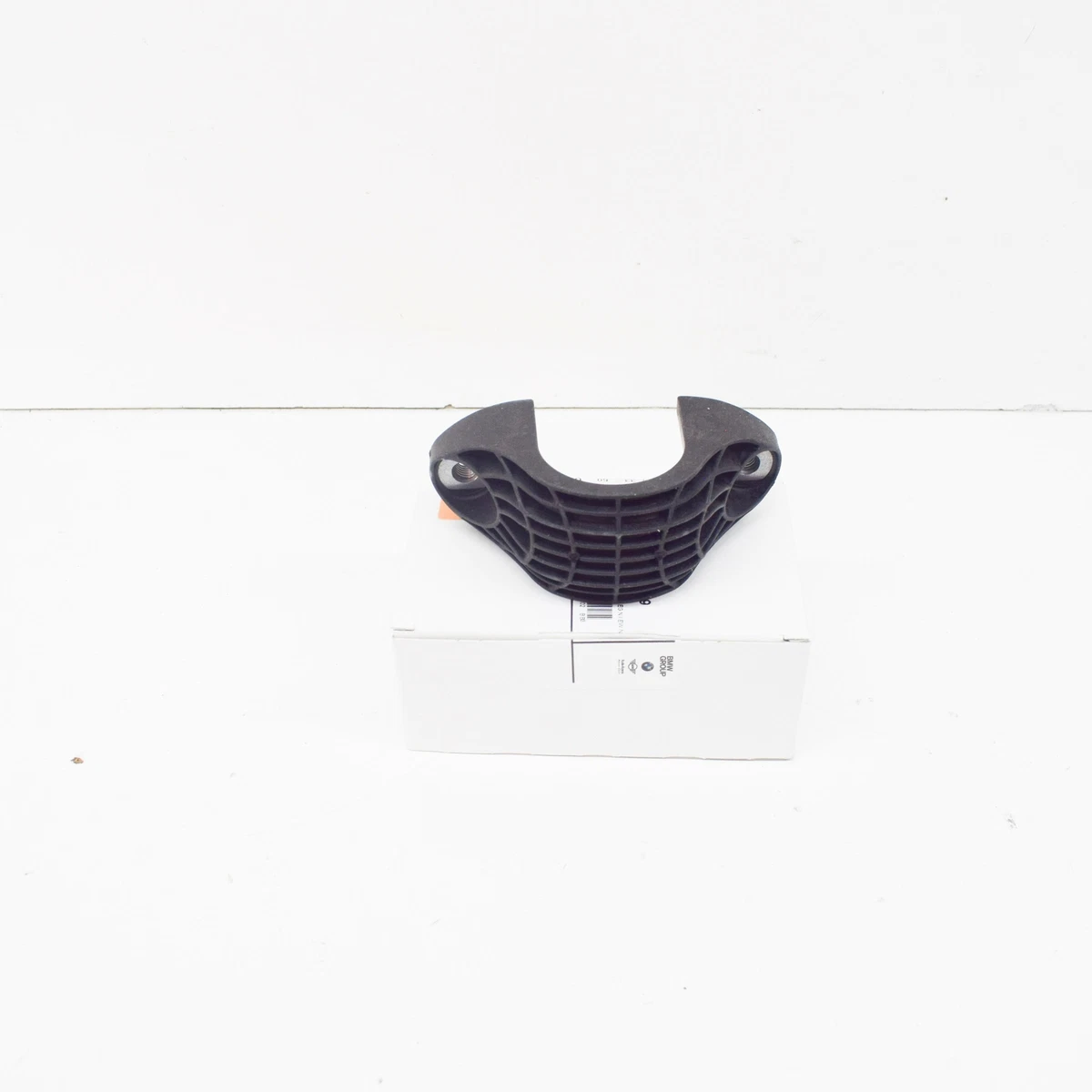 NEW BMW 1 F40 FRONT STABILIZER BAR BRACKET SUPPORT 33506861149 