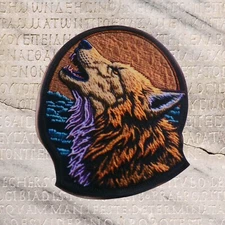 Wolf Applique Patch - Howling, Coyote, Animal Badge 2" (Iron on)