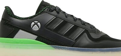 確認用! 靴 xbox Level Up Your Sneaker Game With the Xbox x adidas