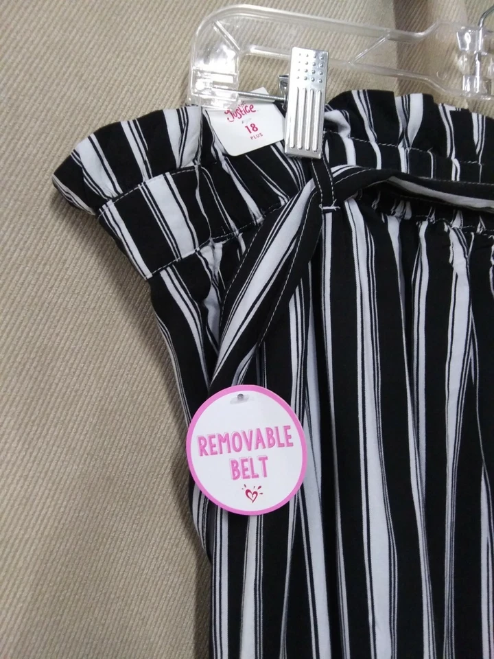 Falda Justice Girls Rayas Blancas y Negras Talla 18 Cinturón Desmontable Be Con Etiquetas Foto 3 de 4