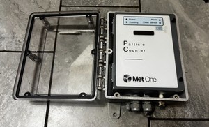 Met One Water Particle Counter PCX CE w/ Display 2083475-03 115V 2u 100mL/mn (C)