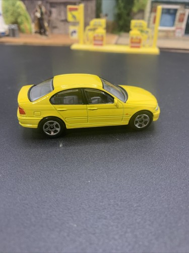 RealToy BMW 3 Series - Scale - 1/59 (840) - Mint Condition - Picture 4 of 6
