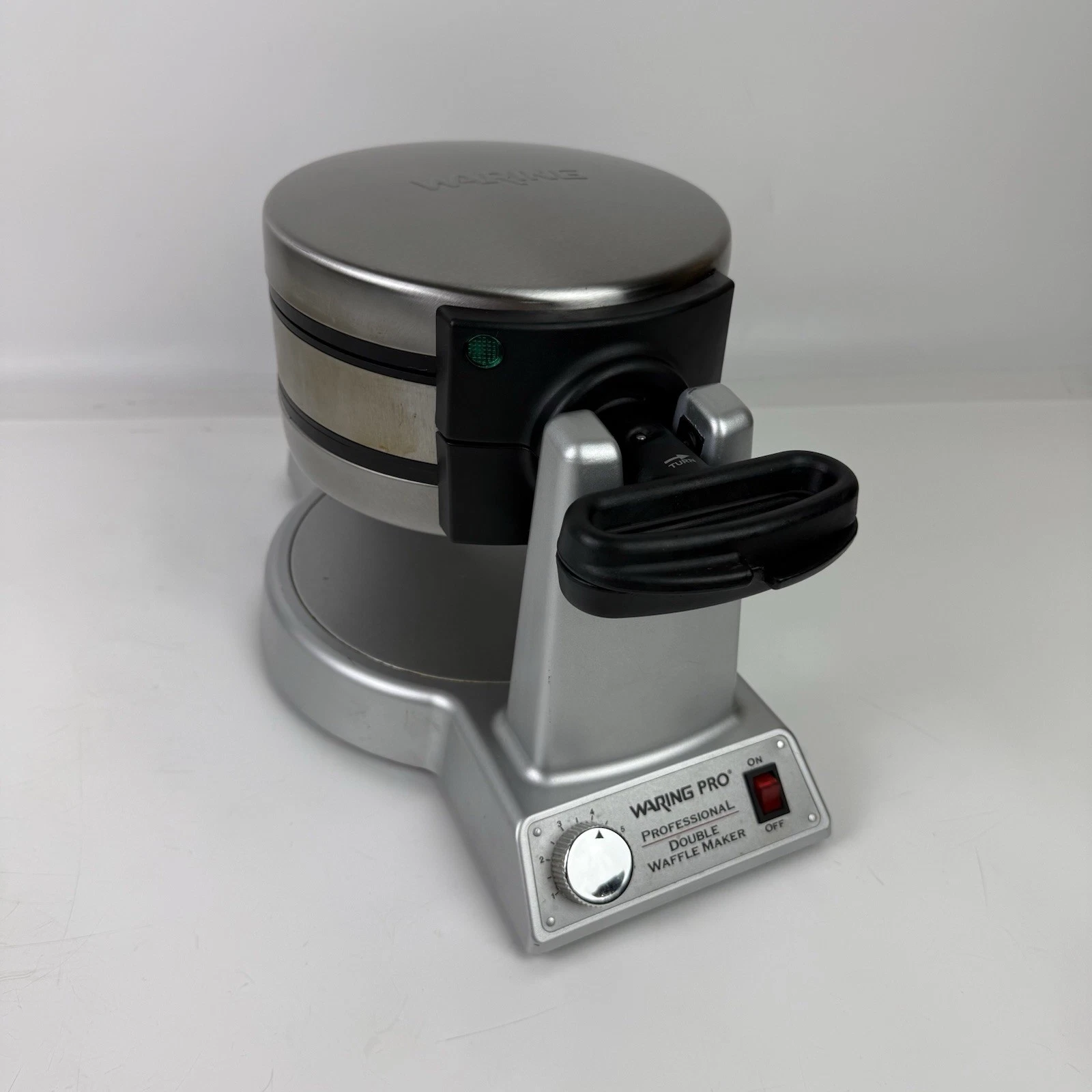 Waring Pro WMK600 Double Waffle Maker Rotating Belgian Tested Working