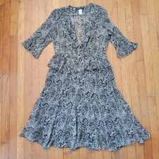 Jones NY Collection Silk Paisley 2 Piece Set Skirt Ruffle Top 8 12 Black Grey