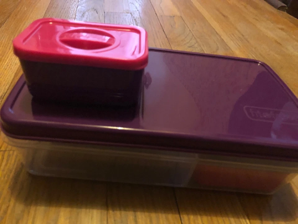 Bento lunch box with 3 containers and pink and blue color with ICE PACKs - Image 3 of 4