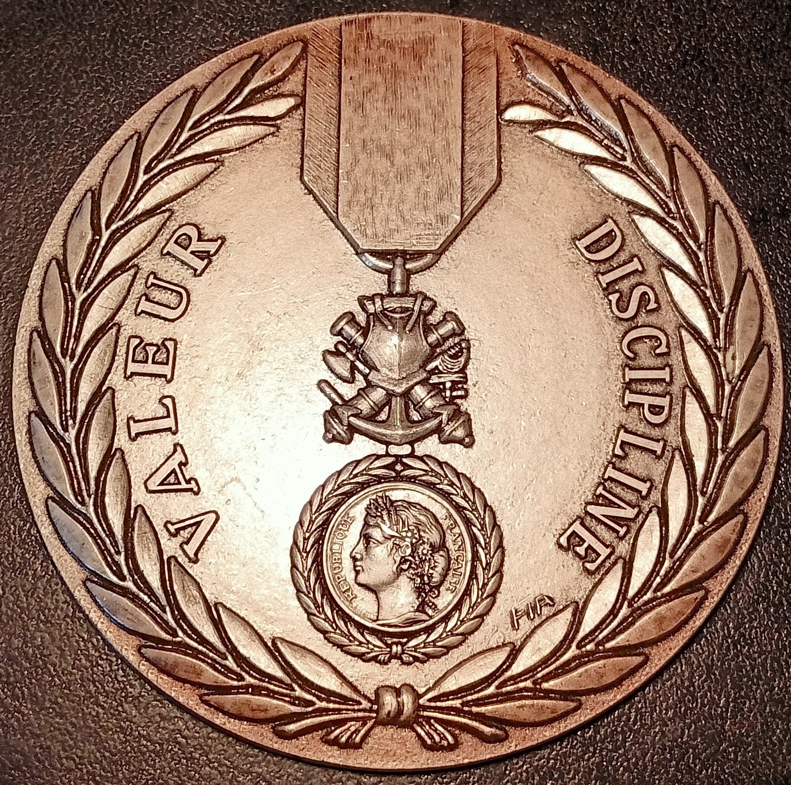 Picture 1 of 2