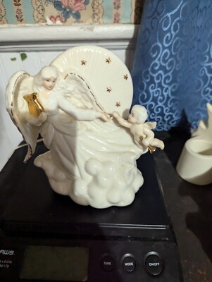 Avon Glimmering Light Porcelain Angel and Cherub Vintage 1998 Night Light