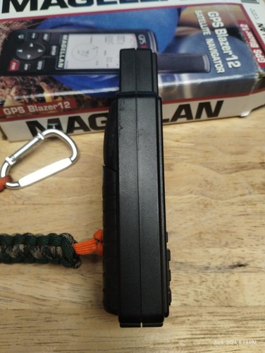 Magellan GPS Blazer 12 Satellite Navigator Pocket Size GPS Hiking Hunting Tested - Picture 5 of 21